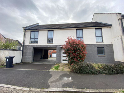 TO LET Patchway Bristol