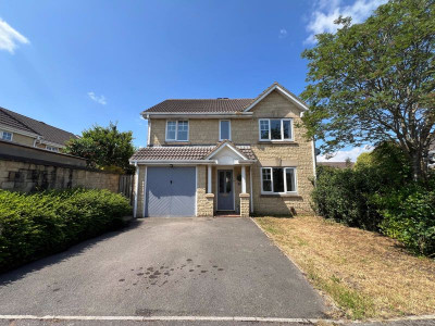 TO LET Bradley Stoke Bristol