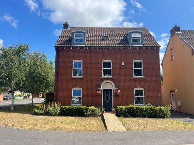 TO LET Almondsbury Bristol
