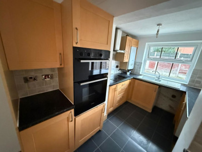 TO LET Little Stoke Bristol