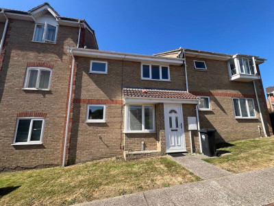 TO LET Bradley Stoke Bristol