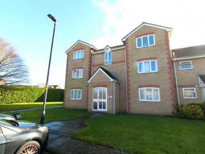 TO LET Bradley Stoke Bristol