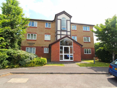 TO LET Bradley Stoke Bristol