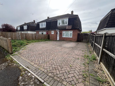 TO LET Little Stoke Bristol