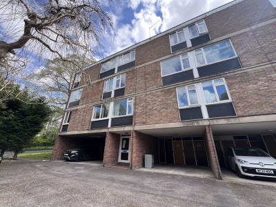 TO LET Westbury On Trym Bristol