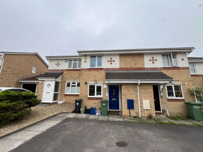 TO LET Bradley Stoke Bristol