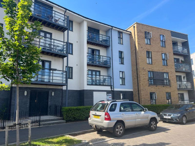 TO LET Patchway Bristol