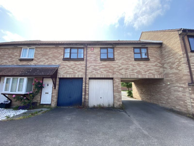 TO LET Bradley Stoke Bristol