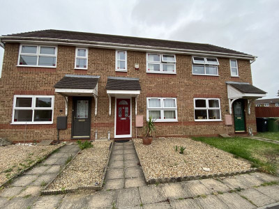 TO LET Bradley Stoke Bristol