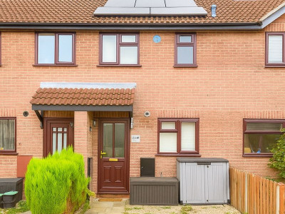 TO LET Bradley Stoke Bristol
