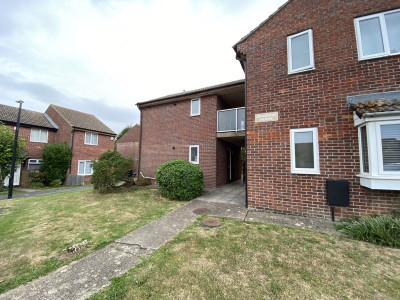 TO LET  Bristol