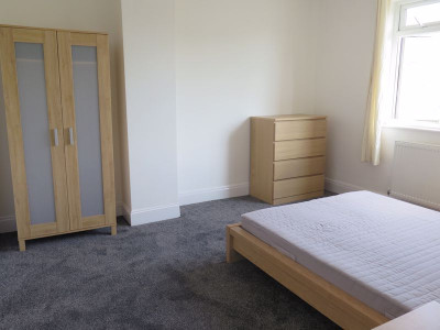 TO LET Filton Bristol