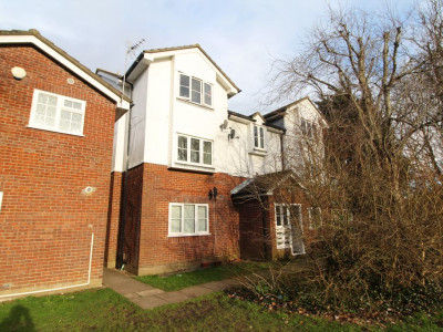 TO LET Bradley Stoke Bristol