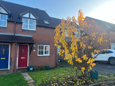 TO LET Bradley Stoke Bristol