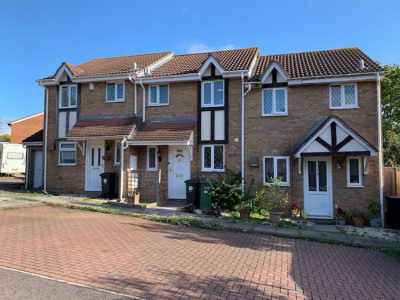 TO LET Bradley Stoke Bristol