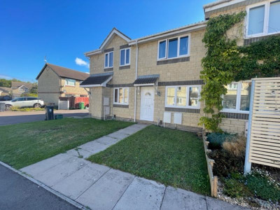 TO LET Bradley Stoke Bristol