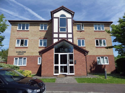 TO LET Bradley Stoke Bristol