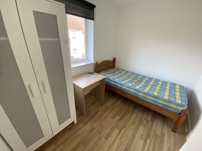 TO LET Bradley Stoke Bristol