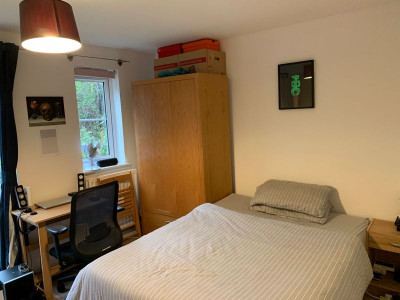 TO LET Bradley Stoke Bristol