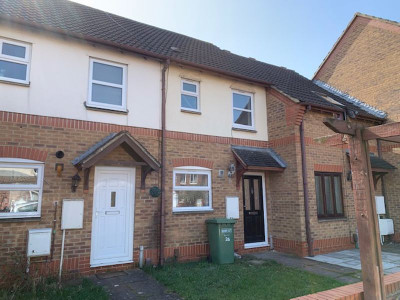 TO LET Bradley Stoke Bristol