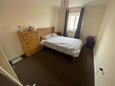 TO LET Bradley Stoke Bristol