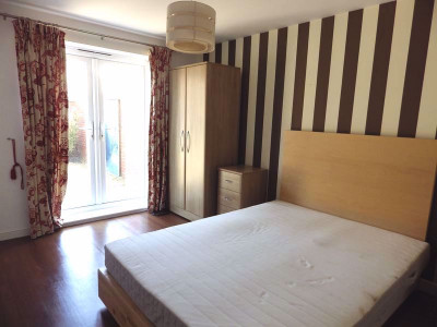 TO LET Bradley Stoke Bristol