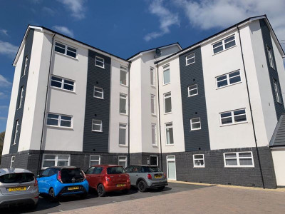 TO LET Patchway Bristol