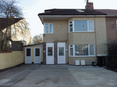 TO LET  Bristol