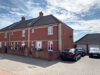 TO LET Horfield Bristol