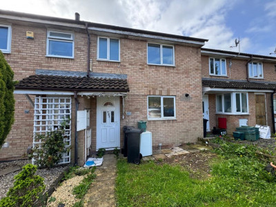 TO LET Bradley Stoke Bristol