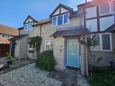TO LET Bradley Stoke Bristol