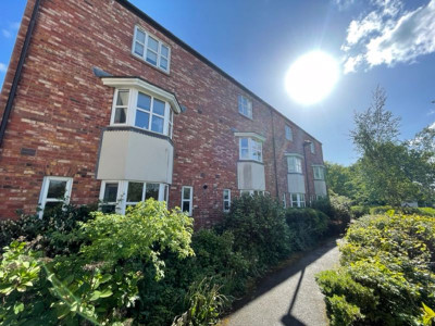 TO LET Stoke Gifford Bristol
