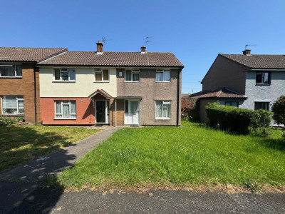 TO LET Patchway Bristol