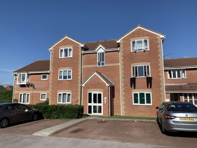 TO LET Bradley Stoke Bristol
