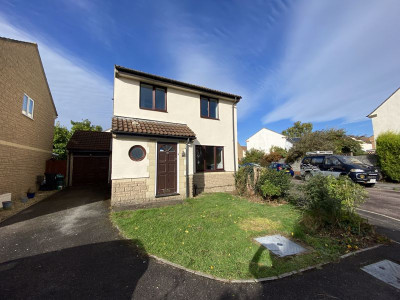 TO LET Bradley Stoke Bristol