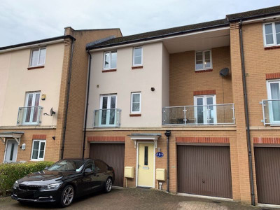 TO LET  Bristol